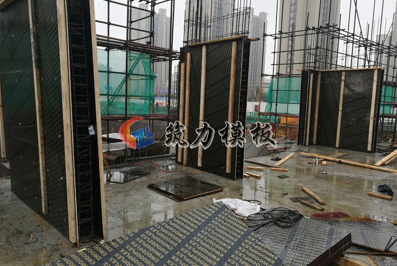 筑力牌清水建筑模板一般用于高层建筑的剪力墙墙面